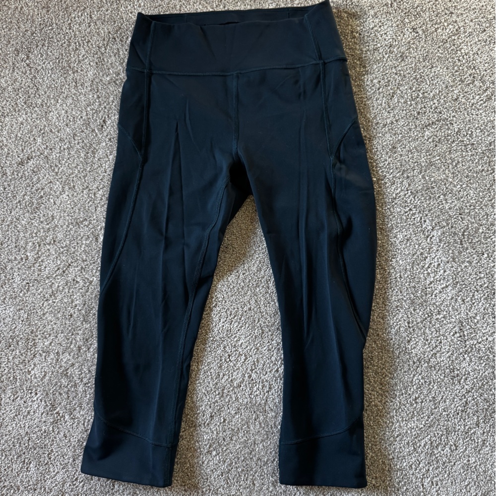 Blue Cropped Leggings